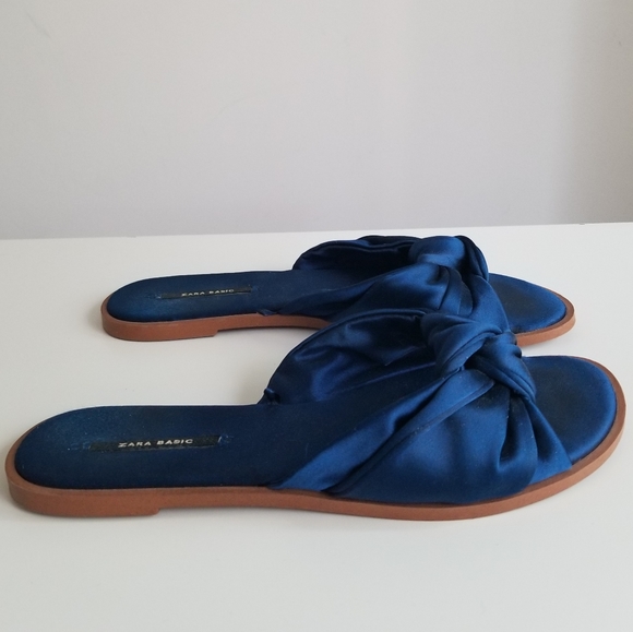 SOLD Zara Satin Knot Slides - Picture 2 of 6